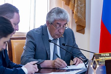 Бугурусланцам компенсируют капремонт и помогут приобрести новое жилье